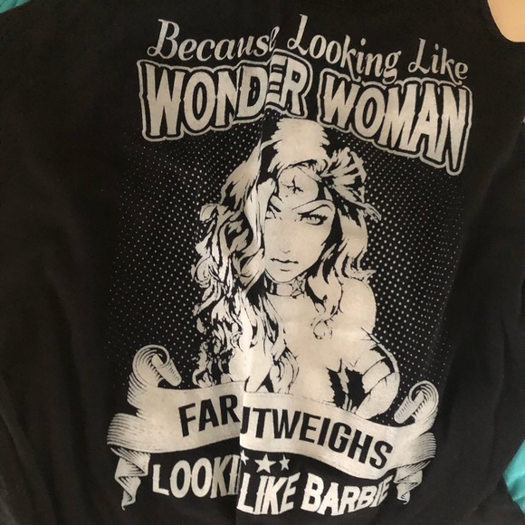 12 gym tanks for the price of 2! - Picture 4 of 8